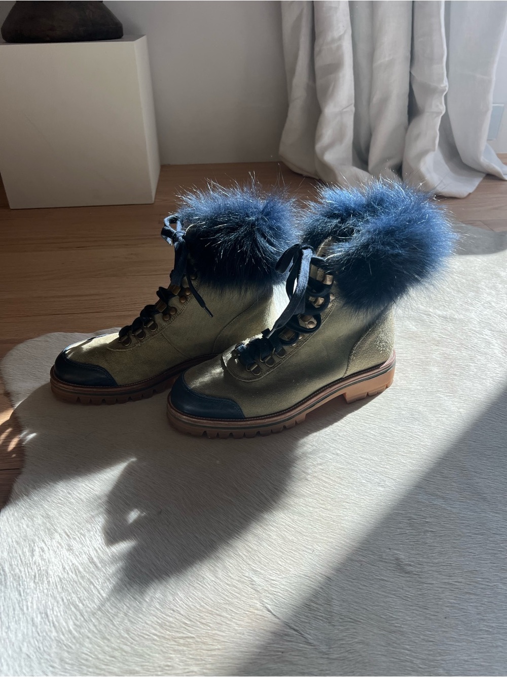 Fur-Trim  Lace-Up Women's Ankle Boot in Olive and Navy